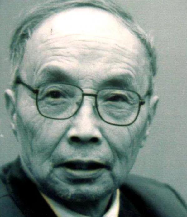 他是殘害江姐的兇手,後來卻成了功臣,到底是怎麼回事? 他是殘害江姐的兇手,後來卻成了功臣,到底是怎麼回事?