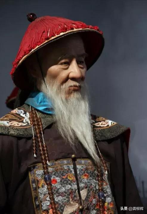 湖廣總督是清朝九位封疆大吏之一，這個官很難留任，也很難被彈劾