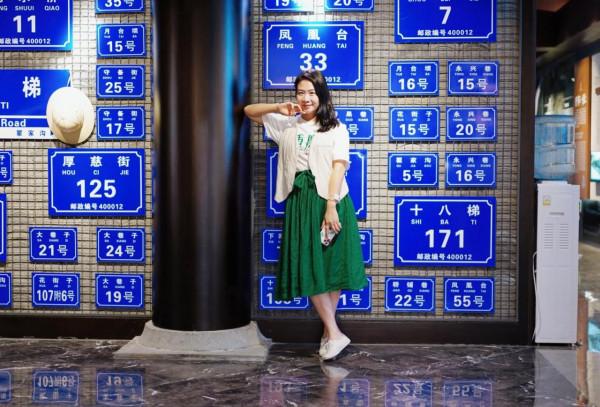 重慶十八梯涅槃重生，國慶遊客人山人海，堪稱重慶版清明上河圖