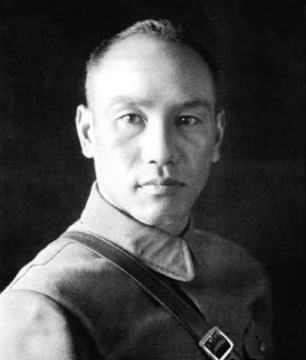 廣西女匪首韋秀英:盤踞十萬大山無惡不作,建國後落得什麼下場? 廣西女匪首韋秀英:盤踞十萬大山無惡不作,建國後落得什麼下場?