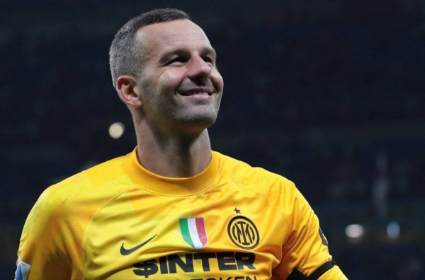 意甲年齡最大的10名球員，伊布40歲排第2，基耶利尼第9