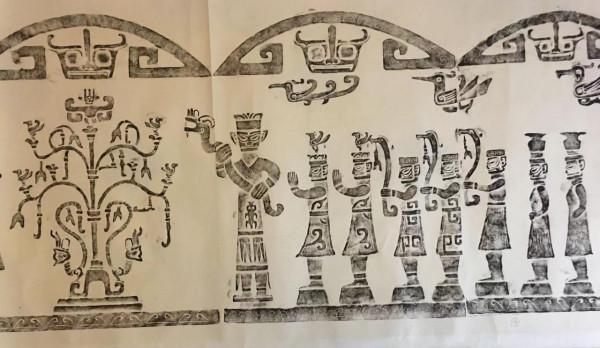 三星堆立人環管狀手裡握的究竟是什麼? 三星堆立人環管狀手裡握的究竟是什麼?