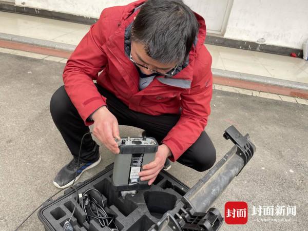 揭開山峰測量技術地空協作的秘密：天上的衛星拍照 地面的人找“座標”接應