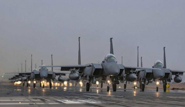 破壞南海軍力平衡？美國將對印尼出口F15重型戰機，該有所警惕了