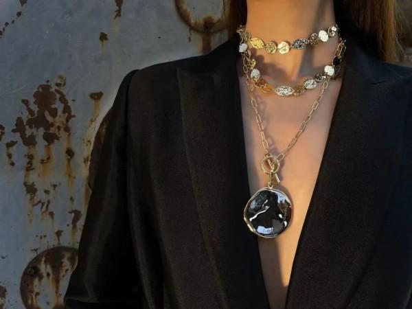 SS22中國國際時裝週 | 愛獲“重生”,來自珠寶的治癒力量 SS22中國國際時裝週 | 愛獲“重生”,來自珠寶的治癒力量