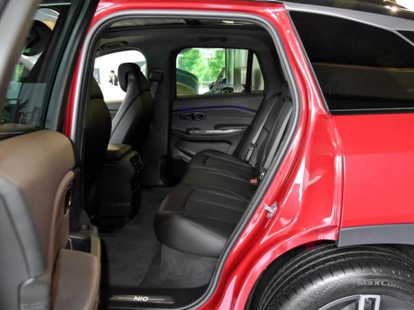 加速不輸小鋼炮,而且空間夠大跑得遠的SUV,實拍蔚來ES6 加速不輸小鋼炮,而且空間夠大跑得遠的SUV,實拍蔚來ES6