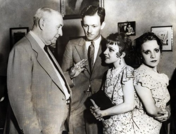 連體人一方去世怎麼辦？連體妹妹死亡後，姐姐被迫和遺骸生存2天