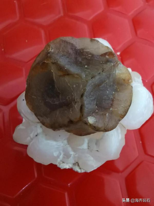 嫩江瑪瑙的奇特品種——多面體 嫩江瑪瑙的奇特品種——多面體