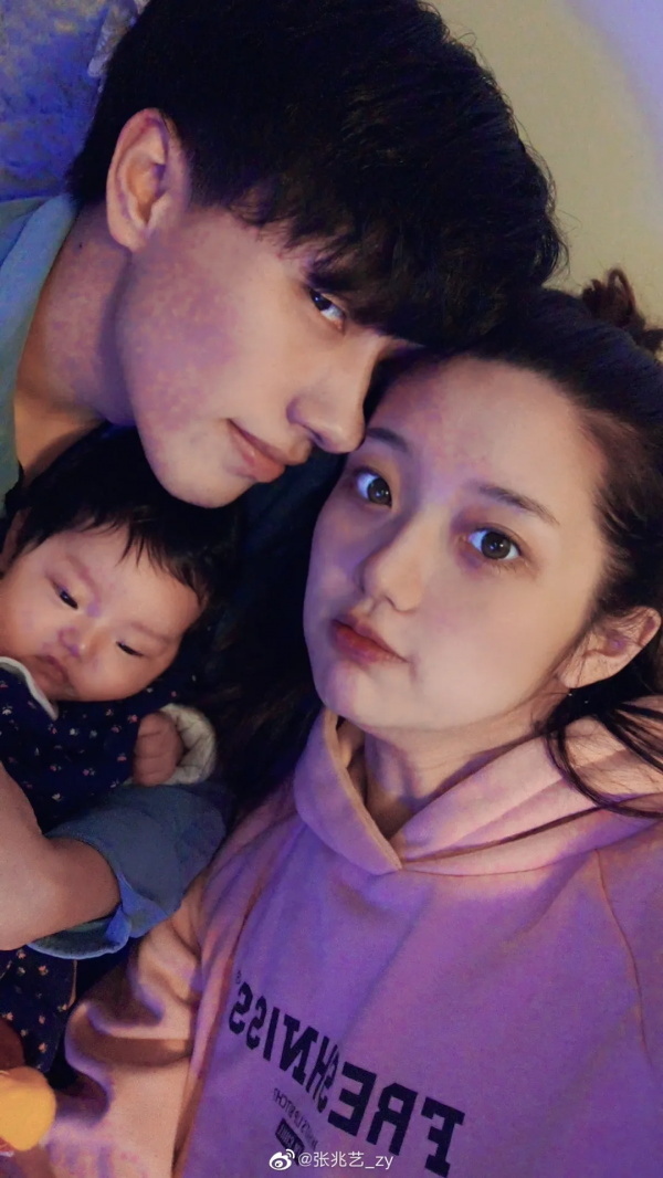 2021年官宣結婚的明星:40歲藝人成結婚主力軍,七對奉子成婚 2021年官宣結婚的明星:40歲藝人成結婚主力軍,七對奉子成婚