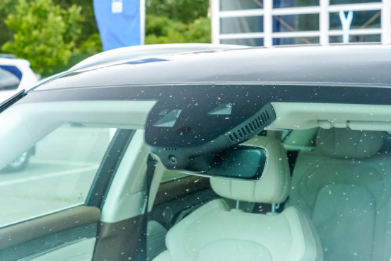 軸距近3米,總扭矩1040N·m,售價31.36萬起,解析嵐圖FREE 軸距近3米,總扭矩1040N·m,售價31.36萬起,解析嵐圖FREE