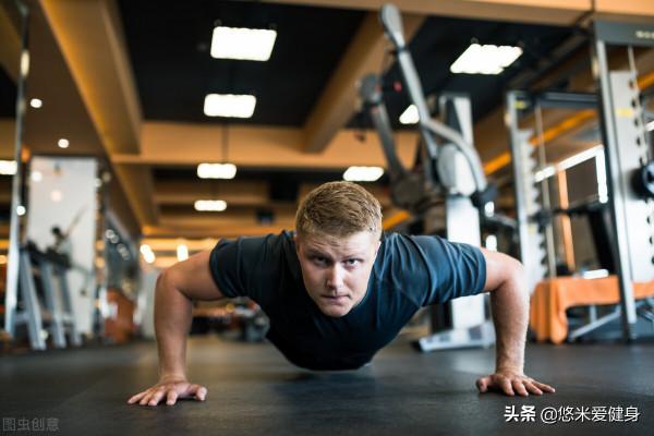 1套體能訓練方法，堅持每天鍛鍊，提升基礎力量增強身體素質