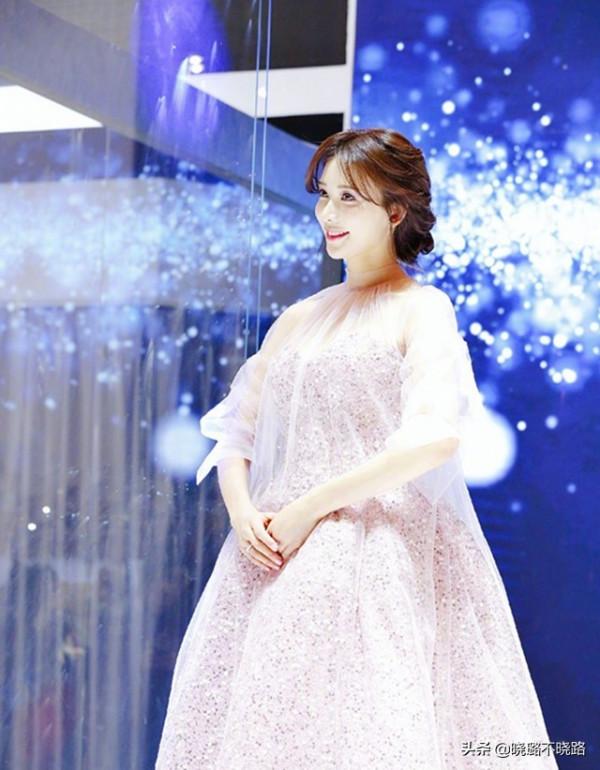 懂“髮型”的中年女人不顯老!這3種“減齡髮型”,洋氣還好打理 懂“髮型”的中年女人不顯老!這3種“減齡髮型”,洋氣還好打理