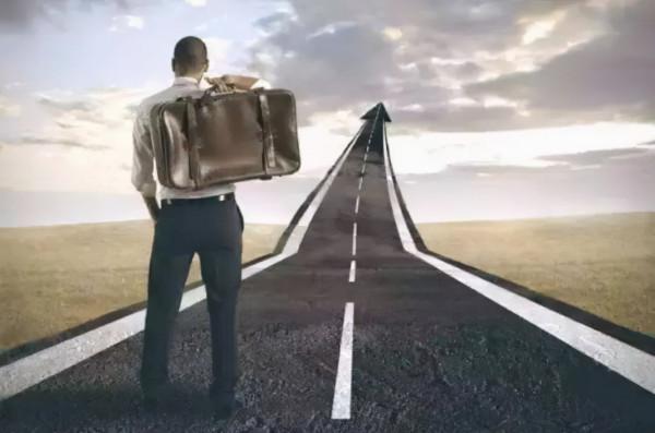 因非自在，故得諸般自在