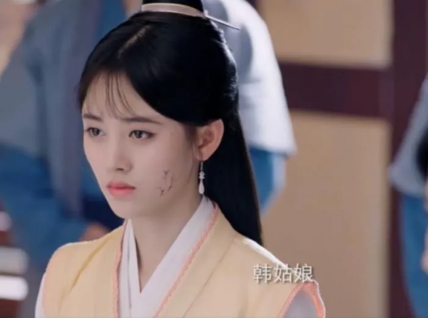 重新定義醜？影視劇裡的“毀容妝”，我笑到生氣，太不敬業了