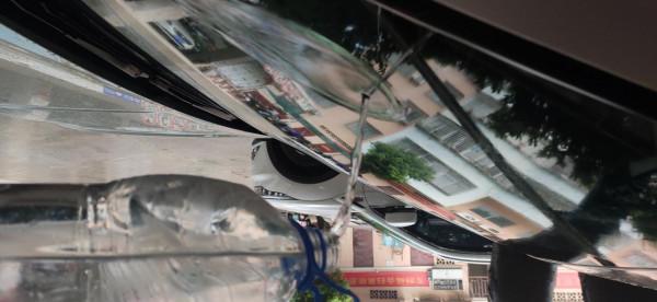 前擋風玻璃去油膜作業