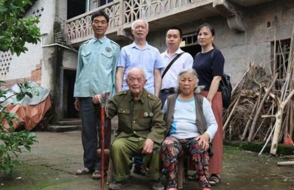 抗美援朝老兵：1人消滅400美軍，退役後因2400元欠款現世