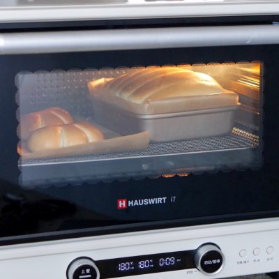 軟綿綿的手撕牛奶排包｜奶香味這麼做，吃前一定備足飯