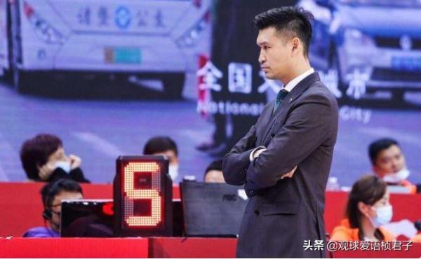 杜鋒外甥一戰成名，又一隊給外援加錢衝戰績，同曦最能打後衛傷了