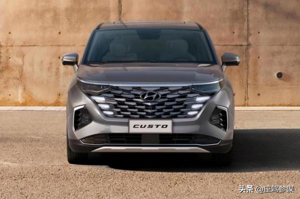 預售17萬起的現代庫斯途有戲嗎？它的對手是GL8還是國產MPV？