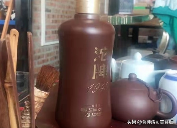 過年過節，這4款白酒都買點，純糧好喝不上頭，走親訪友添福氣