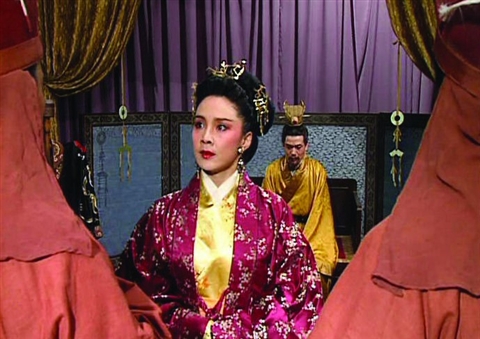 曹操有六個女兒，三個女兒嫁給了漢獻帝，另外三個嫁給了誰？