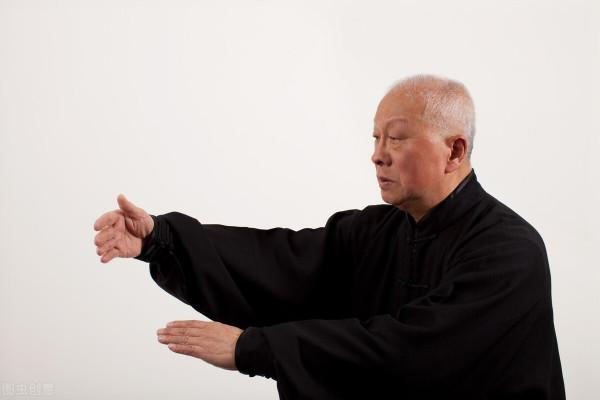 #習練太極#楊式太極拳85式抱虎歸山動作的注意事項 #習練太極#楊式太極拳85式抱虎歸山動作的注意事項