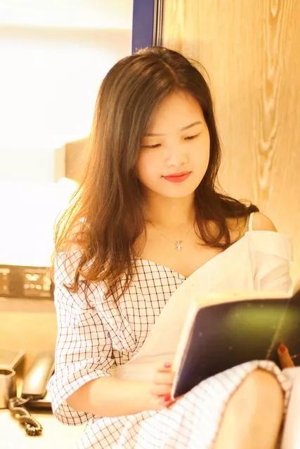 5男3女一起進山遊玩，下山離開時只有7人，保安：有點不對勁