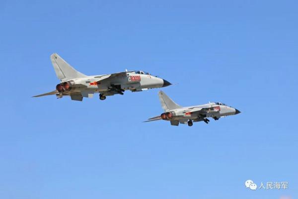 霹靂出擊——這場空空導彈實彈攻擊帥爆了 霹靂出擊——這場空空導彈實彈攻擊帥爆了