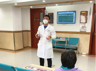 醫院新聞 |“醫生本身也是藥”,心身醫學科打造精神疾病的中醫特色診療模式 醫院新聞 |“醫生本身也是藥”,心身醫學科打造精神疾病的中醫特色診療模式