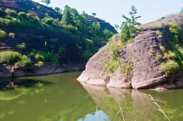 江西旅行該去哪?這裡四季都有不同的風景,石怪洞幽、泉美茶香 江西旅行該去哪?這裡四季都有不同的風景,石怪洞幽、泉美茶香