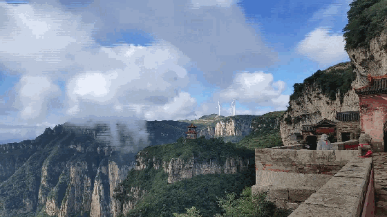 深藏於大山之中，懸崖之上的千年古寺，翻山越嶺只為它來