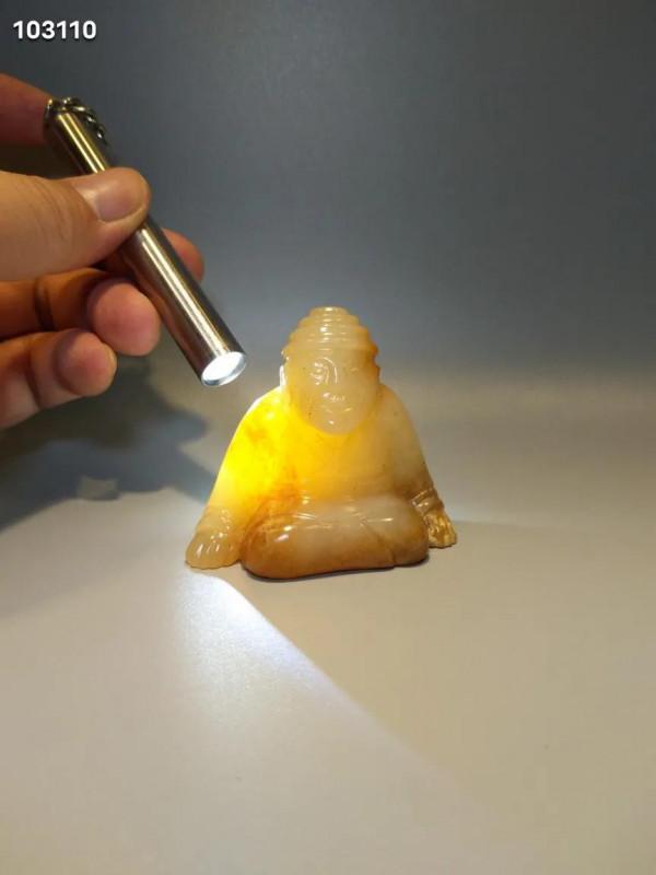 坐人流行於：漢和田玉