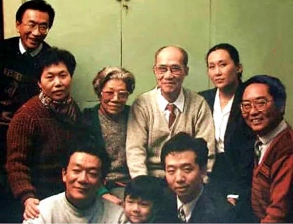 德雲社的蛻變史，真是“一人得道，雞犬升天”