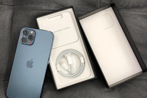 iOS15.2三小時續航實測，超越上個版本！網友為何差評不斷？