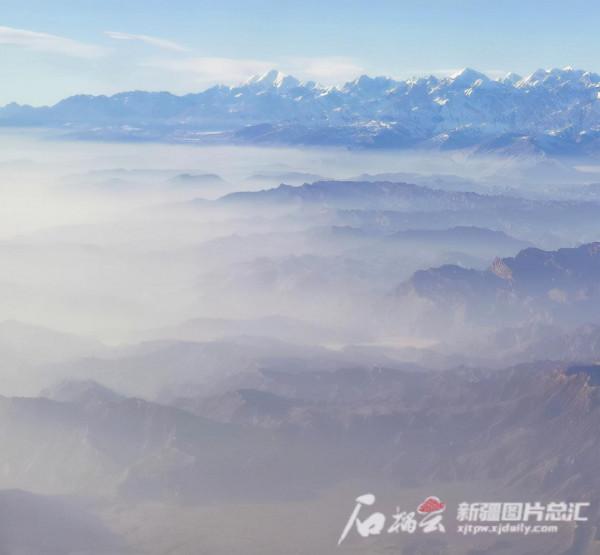 在新疆乘飛機千萬別睡著,怕你錯過一張張屏保 在新疆乘飛機千萬別睡著,怕你錯過一張張屏保