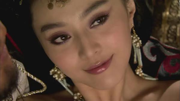 同樣演妲己,阿嬌和其他8位放在一起看,差別就出來了 同樣演妲己,阿嬌和其他8位放在一起看,差別就出來了