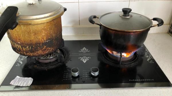 燃氣灶不點火?不用花錢請師傅,自己簡單搞定又節省100維修費 燃氣灶不點火?不用花錢請師傅,自己簡單搞定又節省100維修費