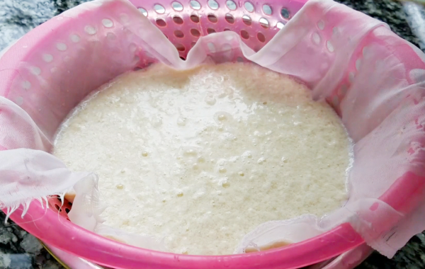 天冷了,想吃豆腐不用買,1把黃豆1杯醋,教你在家做,鮮嫩又好吃 天冷了,想吃豆腐不用買,1把黃豆1杯醋,教你在家做,鮮嫩又好吃