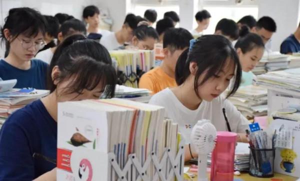 高中生活與大學生活有什麼不一樣