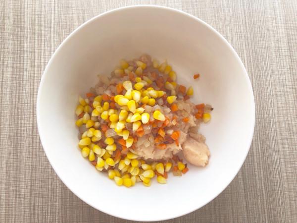 低脂美味的雞肉丸，加入時蔬煎一煎，一口一個好吃到停不下來