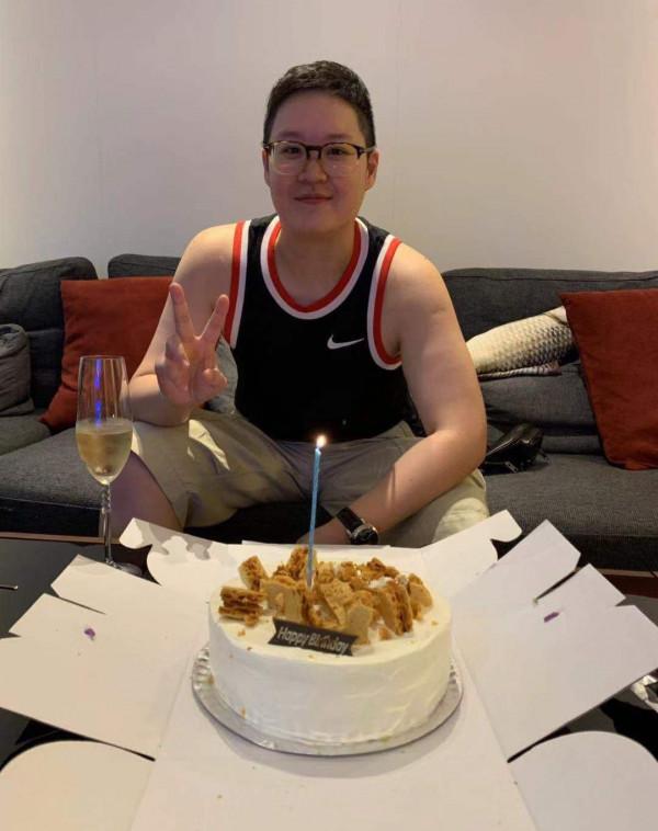 萬梓良,就這樣錯過了恬妞,午夜夢迴時他是否後悔過? 萬梓良,就這樣錯過了恬妞,午夜夢迴時他是否後悔過?