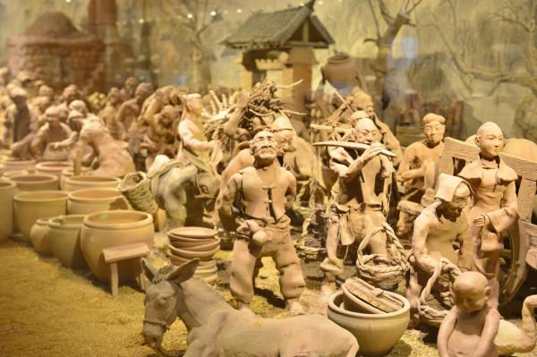 中國陶瓷琉璃館:上下一萬年,展品1.6萬件 中國陶瓷琉璃館:上下一萬年,展品1.6萬件