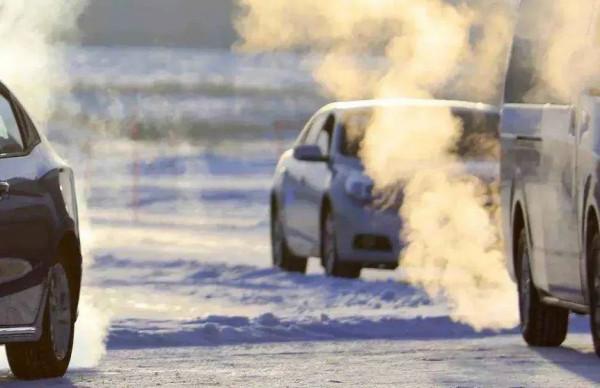在 Model 3 門把手又被凍著後，這裡有份電動車冬季用車指北