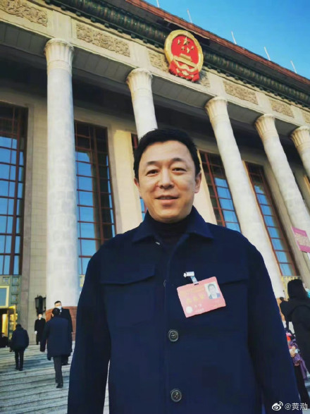 文代會明星生活照對比：劉昊然像三好學生，最後一位最像老幹部