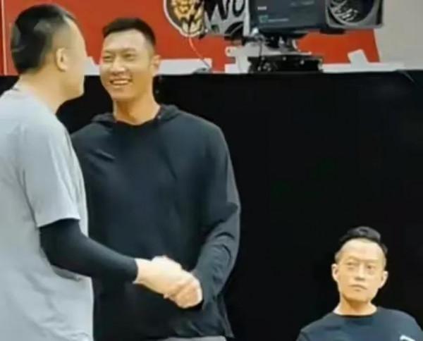 在趙睿以及第二外援萊多還沒有入隊情況下，打遼寧隊只能少輸當贏