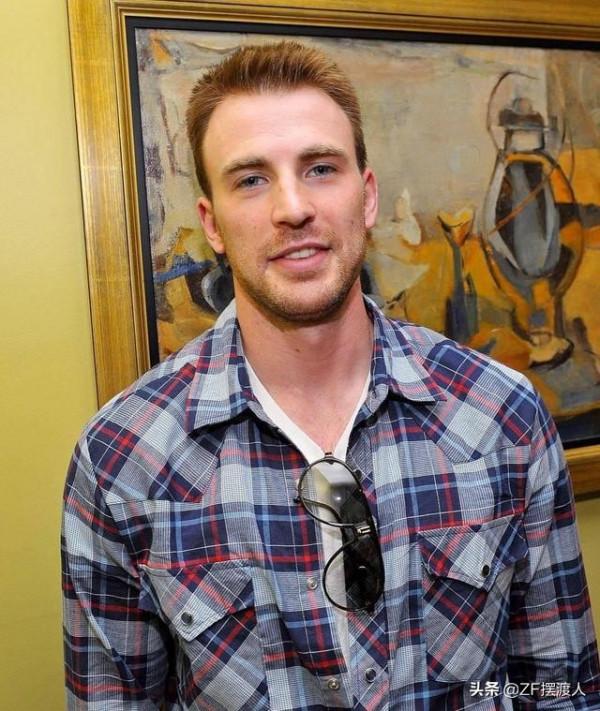 克里斯埃文斯熱戀小11歲的賽琳娜戈麥斯,網友變身偵探,努力挖料 克里斯埃文斯熱戀小11歲的賽琳娜戈麥斯,網友變身偵探,努力挖料