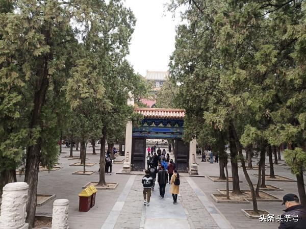 明十三陵民間傳說故事:虎峪與秦闞莊 明十三陵民間傳說故事:虎峪與秦闞莊