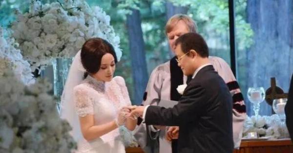 結過4次婚,愛過6個男人,為何60歲的劉曉慶還能嫁頂級富豪? 結過4次婚,愛過6個男人,為何60歲的劉曉慶還能嫁頂級富豪?