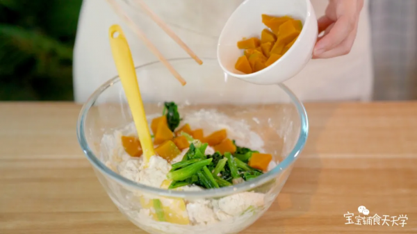 全程免揉麵,超簡單!外酥裡軟,還富含膳食纖維,有效預防便秘 全程免揉麵,超簡單!外酥裡軟,還富含膳食纖維,有效預防便秘