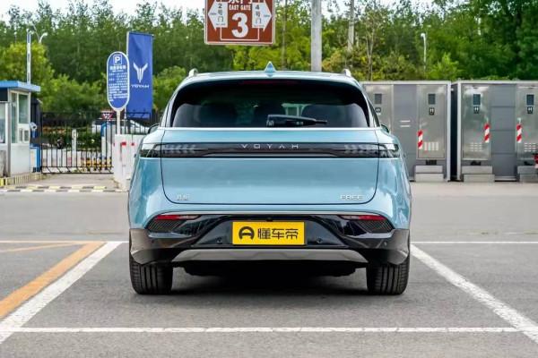 嵐圖FREE:5門5座SUV,空間討喜,續航里程475km,配自動大燈 嵐圖FREE:5門5座SUV,空間討喜,續航里程475km,配自動大燈